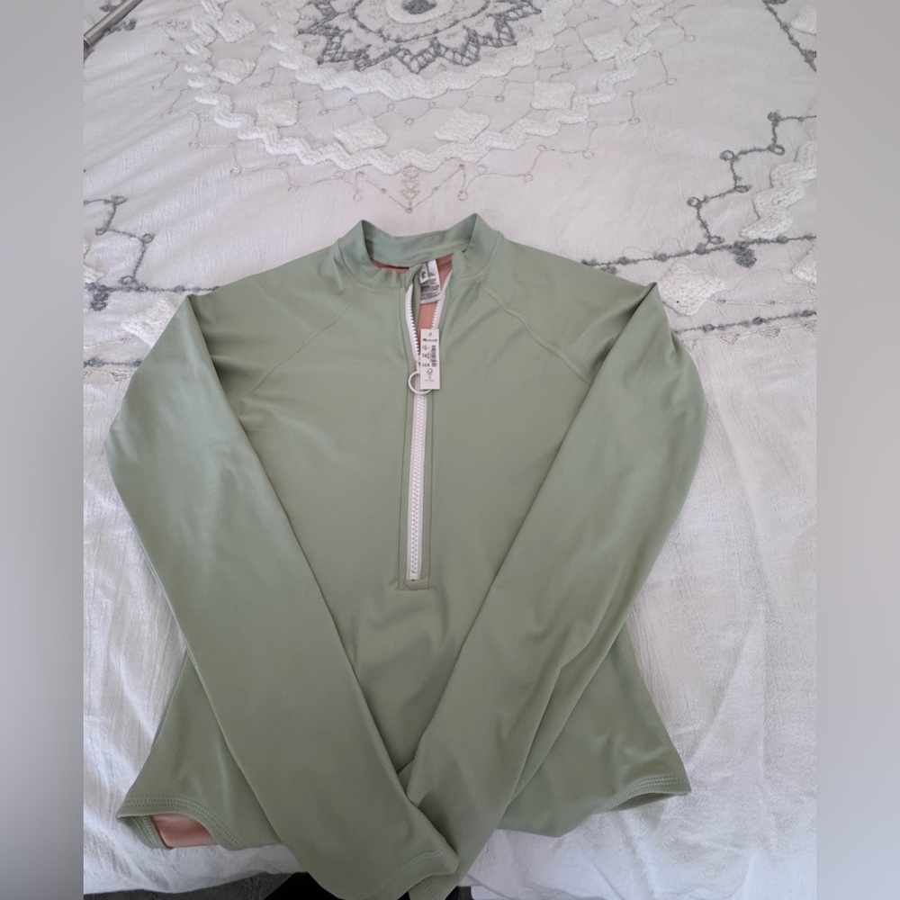 NWT Madewell Second-wave Rashguard One-Piece
Swimsuit - Picture 2 of 6